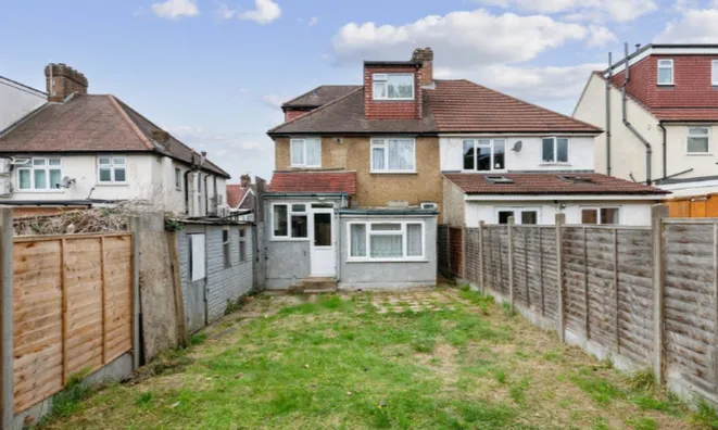 Недвижимость Ballogie Avenue: 8