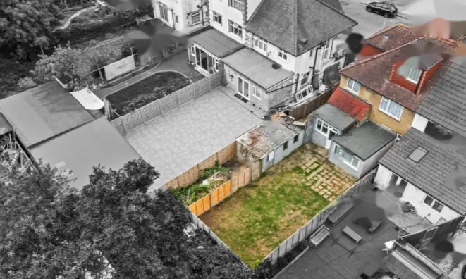 Недвижимость Ballogie Avenue: 11