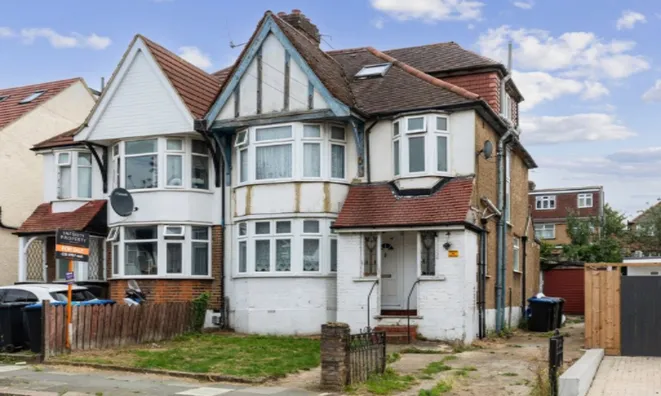 Недвижимость Ballogie Avenue: 12