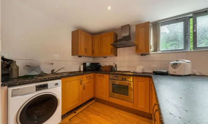 Недвижимость Jamaica Road: 4