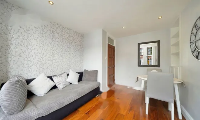 Недвижимость Sandringham Road: 6