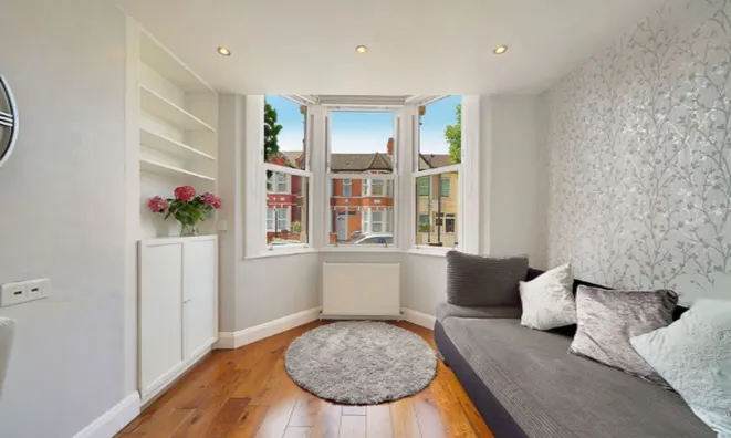 Недвижимость Sandringham Road: 9