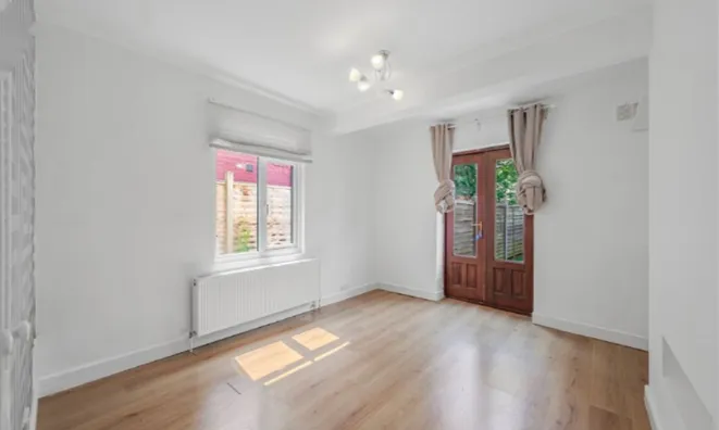 Недвижимость Oldfield Road, Willesden: 4