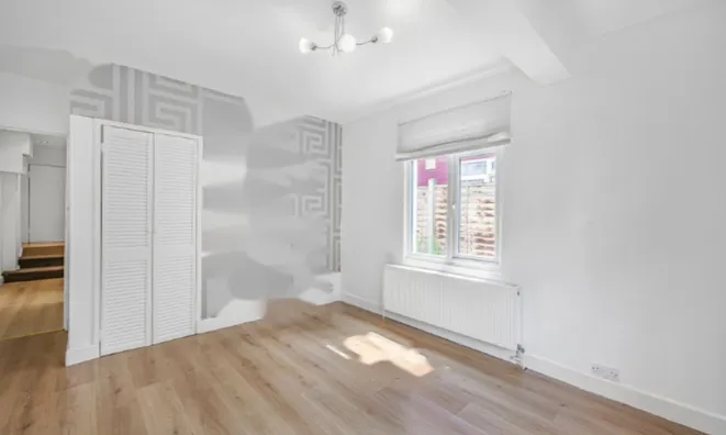 Недвижимость Oldfield Road, Willesden: 6