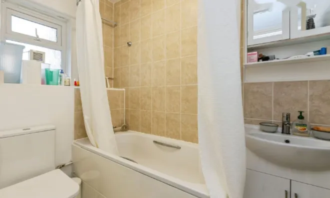 Недвижимость Charles Square Estate: 4