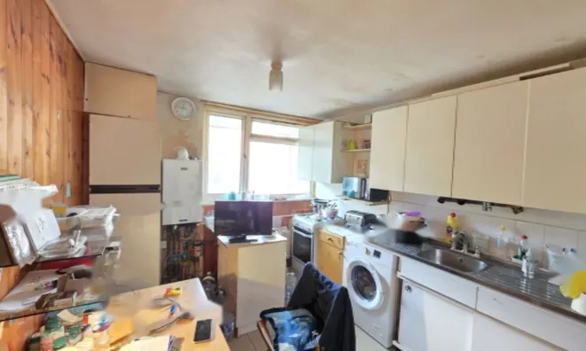 Недвижимость Mapesbury Road: 2