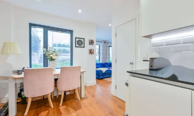 Недвижимость Salisbury Street, Acton: 1