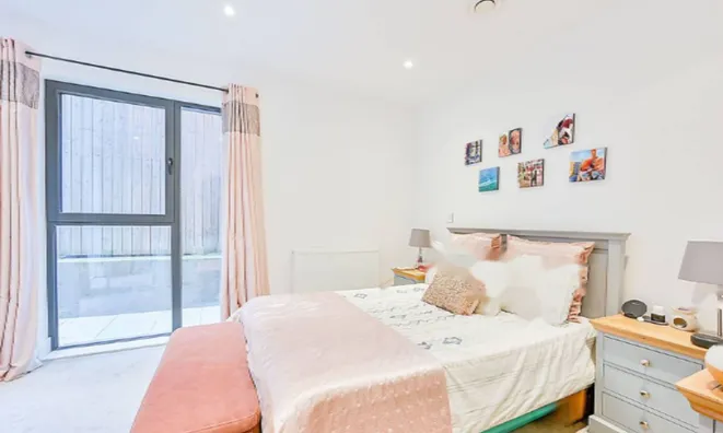 Недвижимость Salisbury Street, Acton: 2