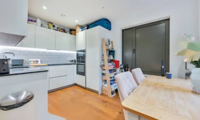 Недвижимость Salisbury Street, Acton: 6