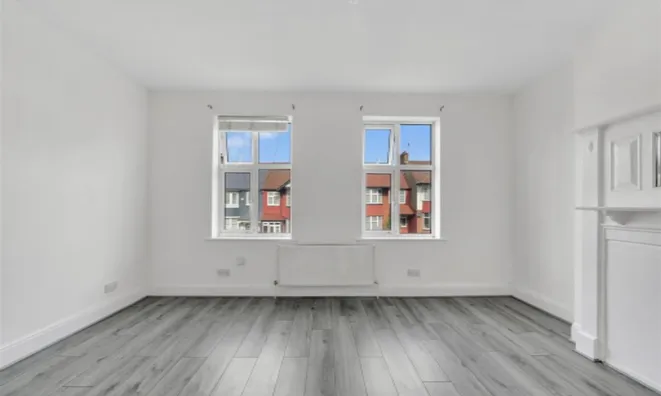 Недвижимость All Souls Avenue: 8