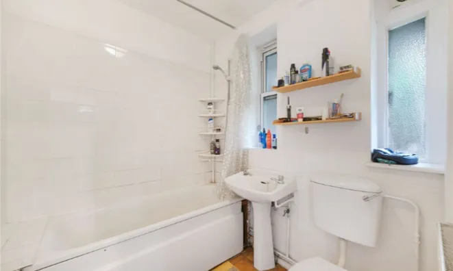 Недвижимость Kennistoun House, Leighton Road: 2