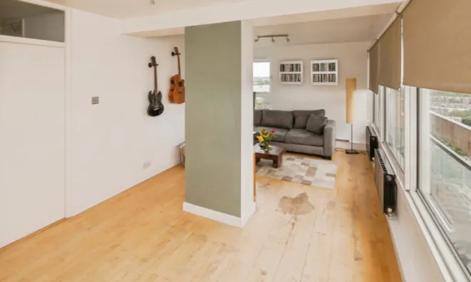 Недвижимость Battersea Church Road: 2