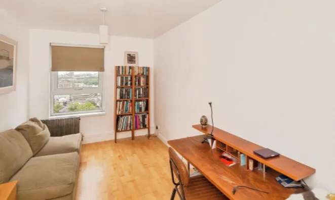 Недвижимость Battersea Church Road: 18