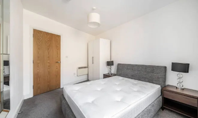 Недвижимость Warple Way, Acton: 1