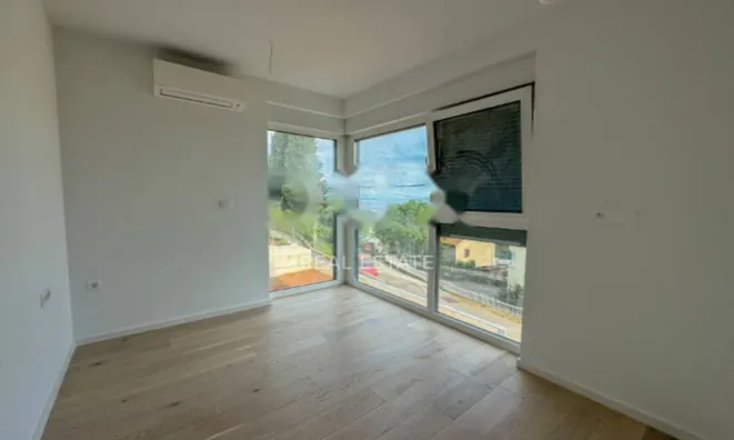 Недвижимость Четырехкомнатная квартира Волоско: 23