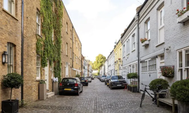 Недвижимость Roland Way: 10