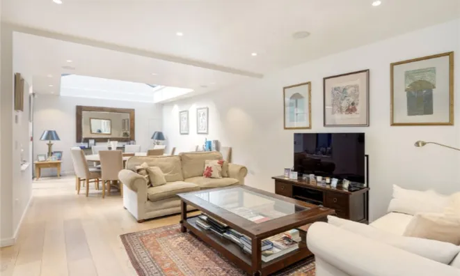 Недвижимость Roland Way: 19