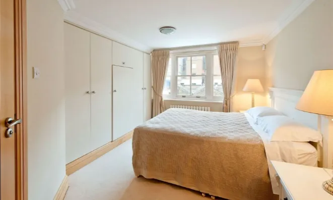 Недвижимость Hans Road: 2