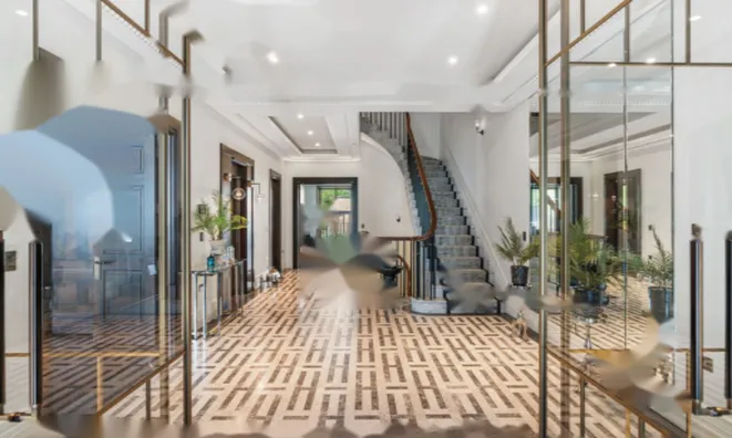 Недвижимость Whistler Square: 11