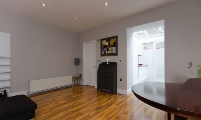 Недвижимость Lots Road, Chelsea: 2