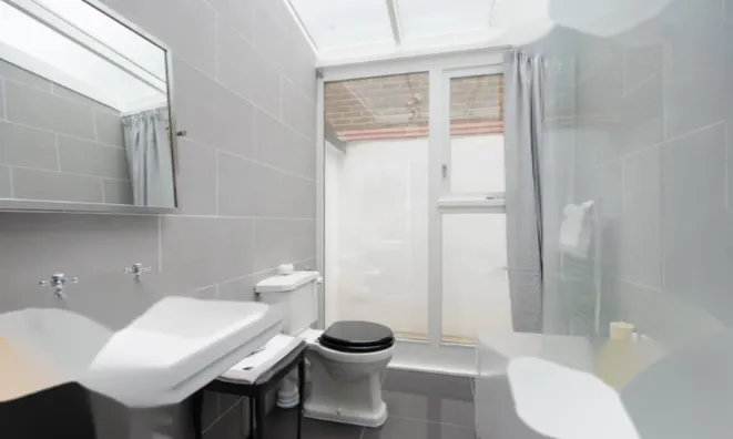 Недвижимость Lots Road, Chelsea: 4