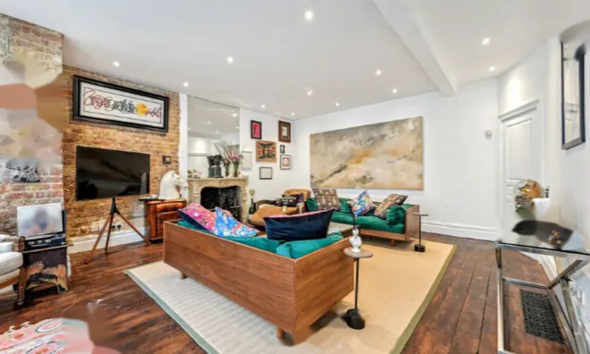 Недвижимость Roland Gardens, South Kensington: 1