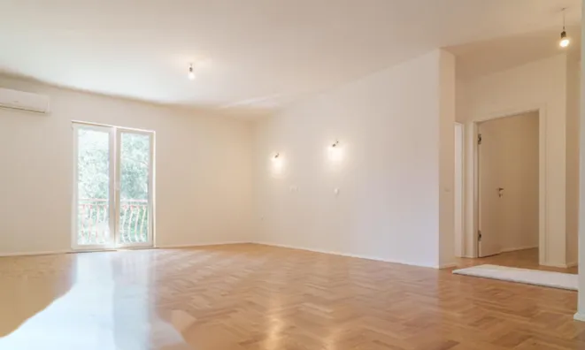 Недвижимость Трёхкомнатная квартира в Центре Копера: 3