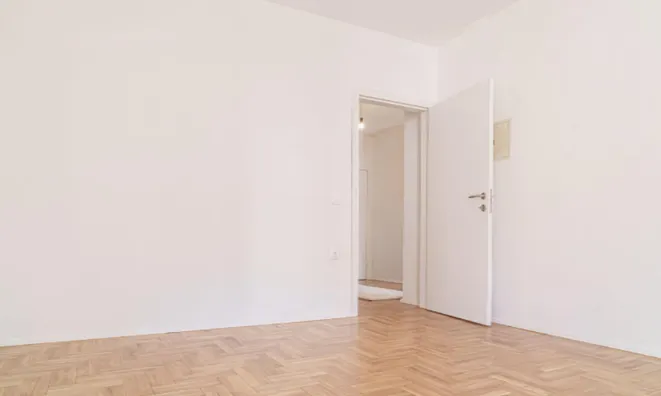 Недвижимость Трёхкомнатная квартира в Центре Копера: 6