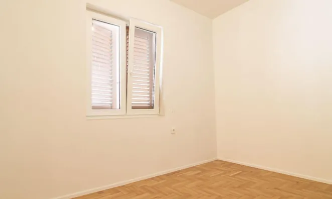 Недвижимость Трёхкомнатная квартира в Центре Копера: 7