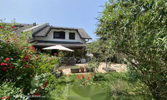 Недвижимость Дом с террасой Рудник: 4