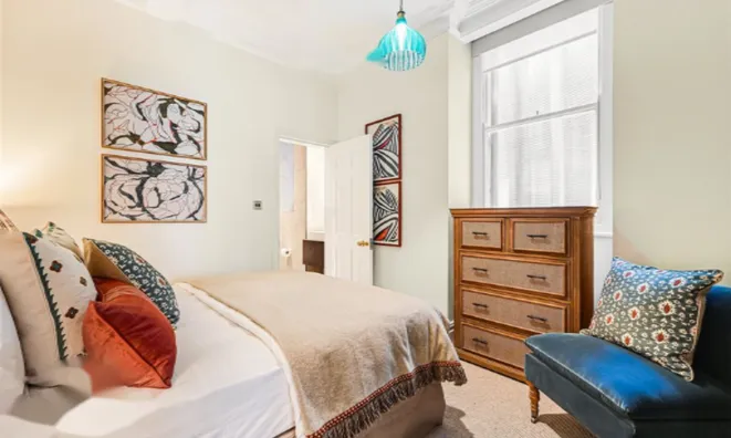 Недвижимость Basil Street: 1