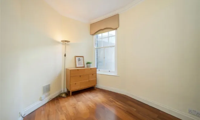 Недвижимость Alexandra Mansions, 333 Kings Road: 1