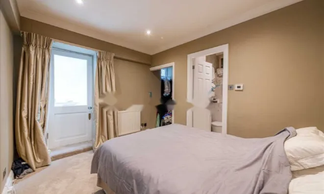 Недвижимость Cheyne Gardens: 2