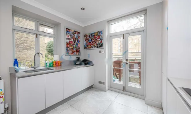 Недвижимость Cheyne Gardens: 16