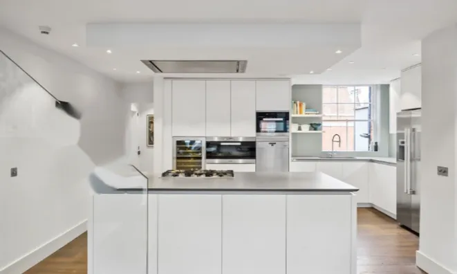 Недвижимость Cheyne Court, Chelsea: 22