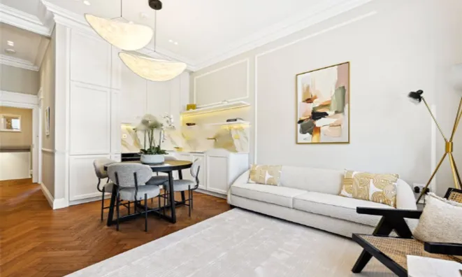 Недвижимость Redcliffe Square: 12