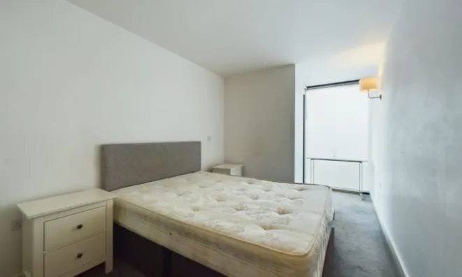 Недвижимость Hortensia Road: 3