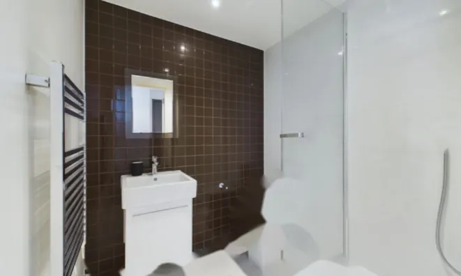 Недвижимость Hortensia Road: 4