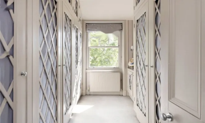 Недвижимость Egerton Gardens: 1