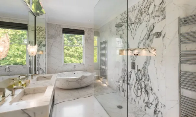 Недвижимость Tregunter Road: 2