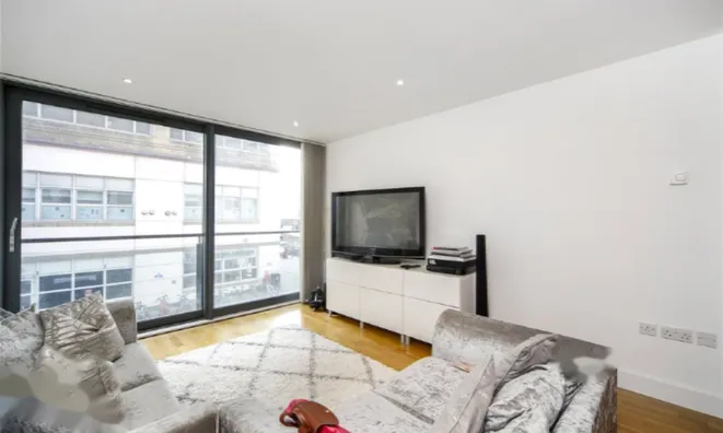 Недвижимость Fulham Road: 7