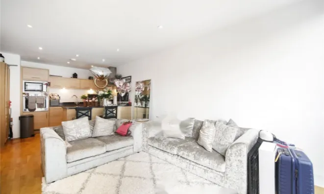 Недвижимость Fulham Road: 9