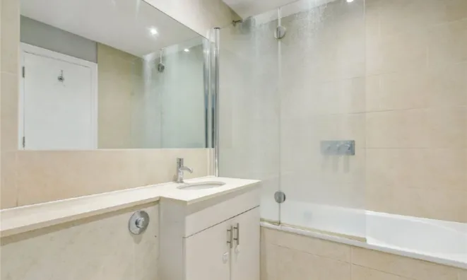 Недвижимость Redcliffe Square: 6