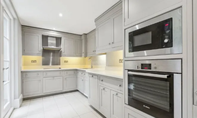 Недвижимость Redcliffe Square: 14