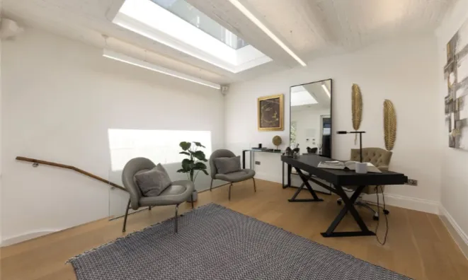 Недвижимость Old Church Street: 4