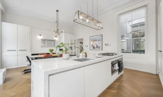 Недвижимость 8 Redcliffe Square: 8