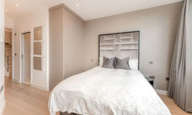 Недвижимость Gatliff Road: 4