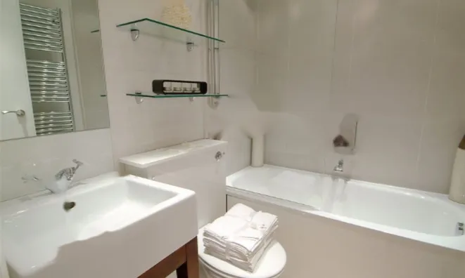 Недвижимость 3 Ovington Square: 2