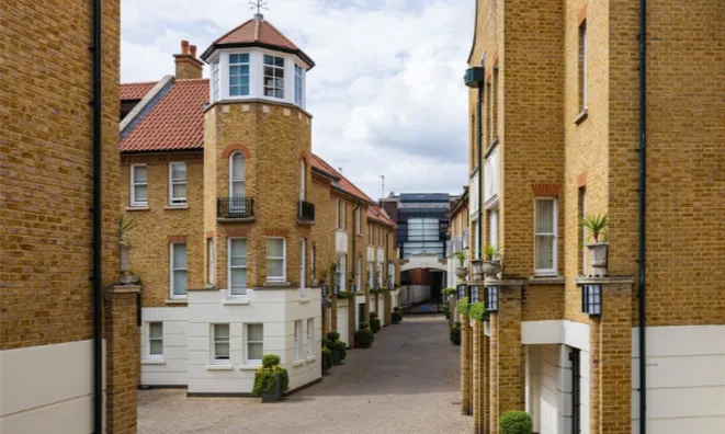 Недвижимость Charles II Place: 6