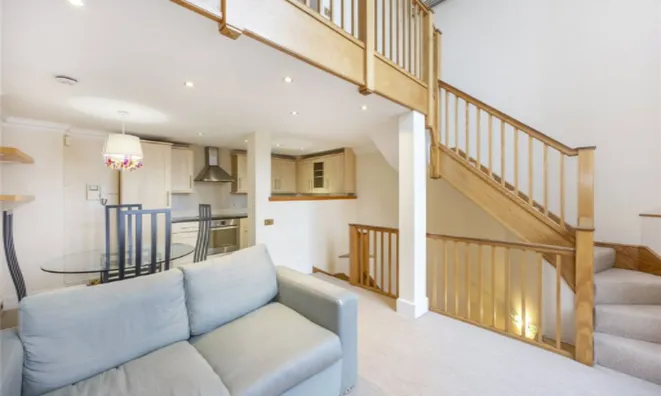 Недвижимость Charles II Place: 7